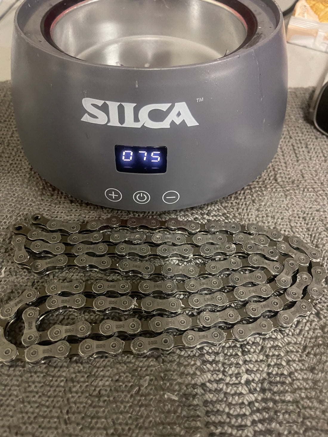 Is using drip wax a benefit to my Silca super secret chain blend wax?
